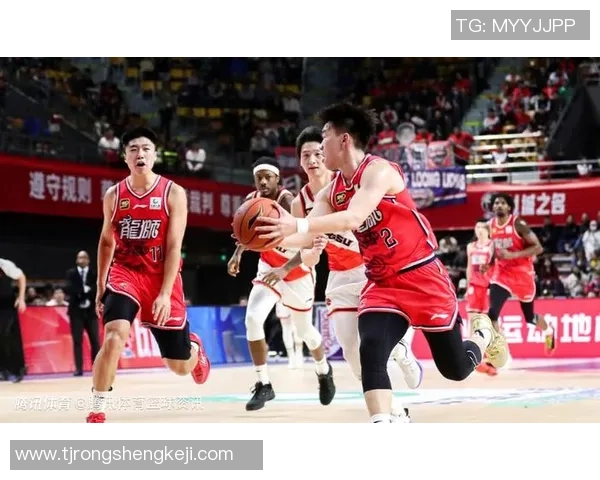 广州篮球队在总决赛积分榜中以76分稳居第一名引发关注